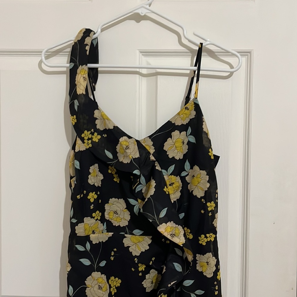 Cupcakes and Cashmere Ariadne Floral Ruffle Trim Dress NWT - Picture 4 of 9